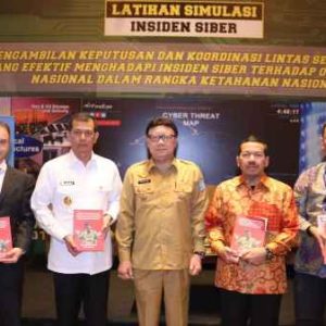 Mendagri saat simulasi serangan siber