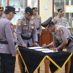 Irjen Pol Tabana saat dilantik Kapolri di Mabes Polri.