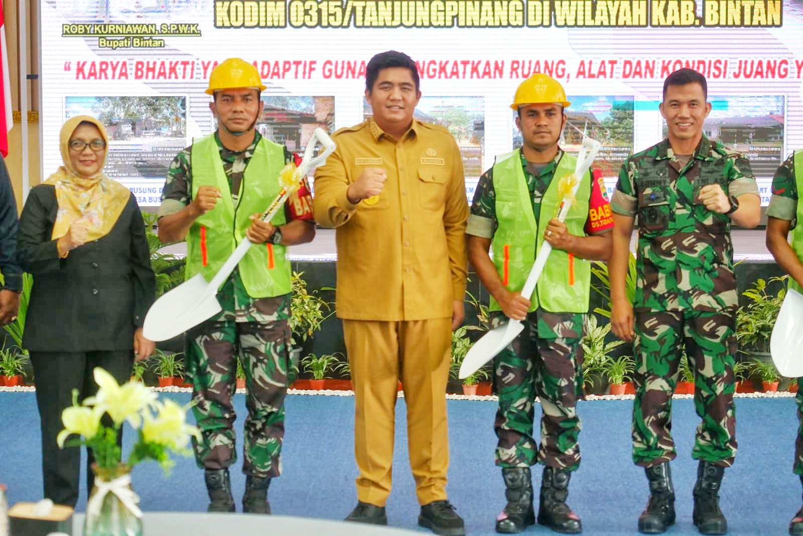 Bupati Bintan Roby Kurniawan bersama Anggota DPRD Bintan dan Kodim 315/Tanjungpinang.