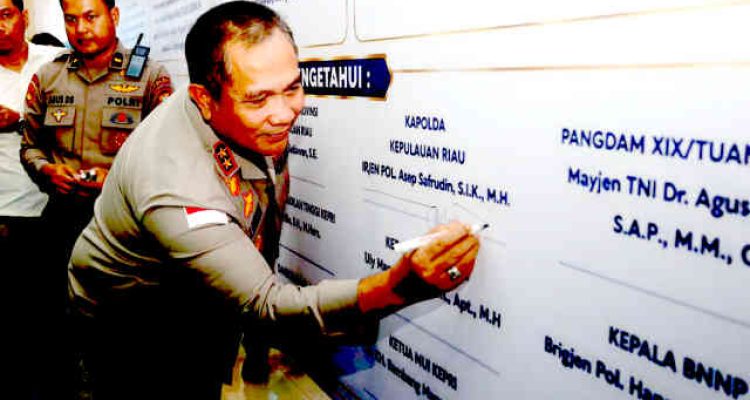 Tanda Tangan Bebas Narkoba di Tempat Hiburan Malam se-Kepri. Foto: Ist