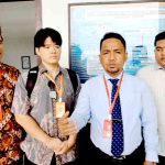 Ahli waris mendiang Sukardi atau pihak penggugat yaitu Quek Chin hadir bersama kuasa hukumnya dari Kantor Pengacara Dody Fernando, S.H., M.H & Rekan. Foto: Ari